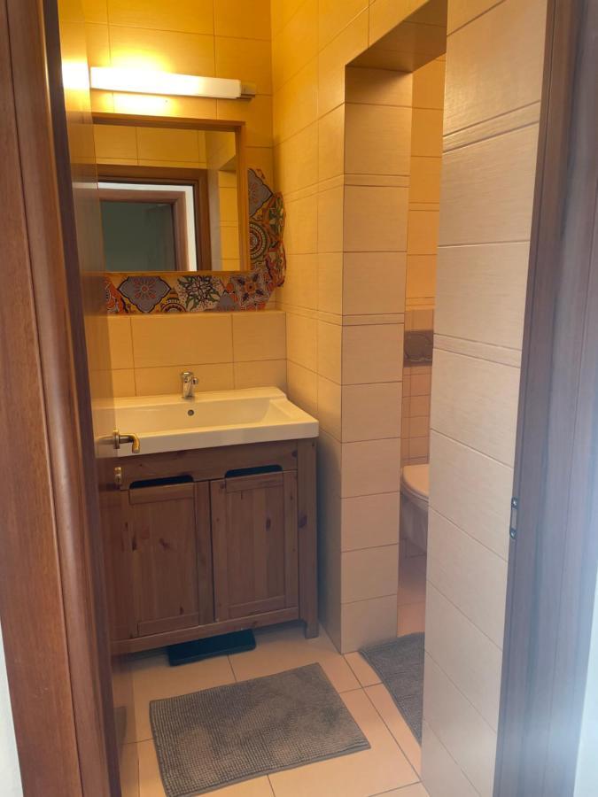 70M2 Romantic Living In The Old Town With Garden Bratislava Exterior photo